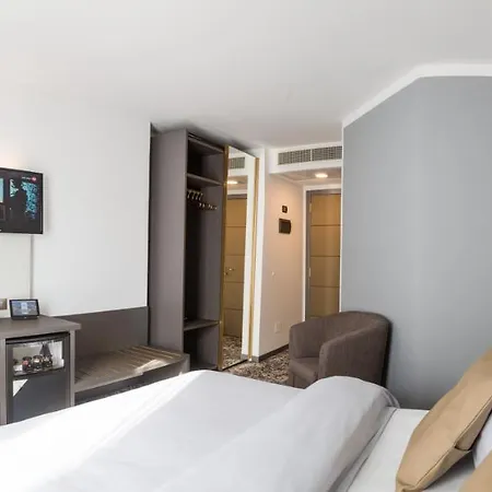 Hotel Santo 4*