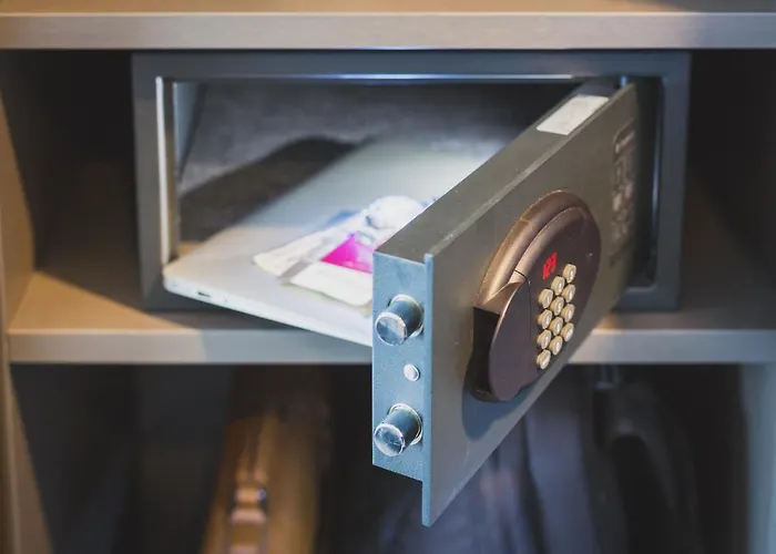 Santo 4* كارلسروه